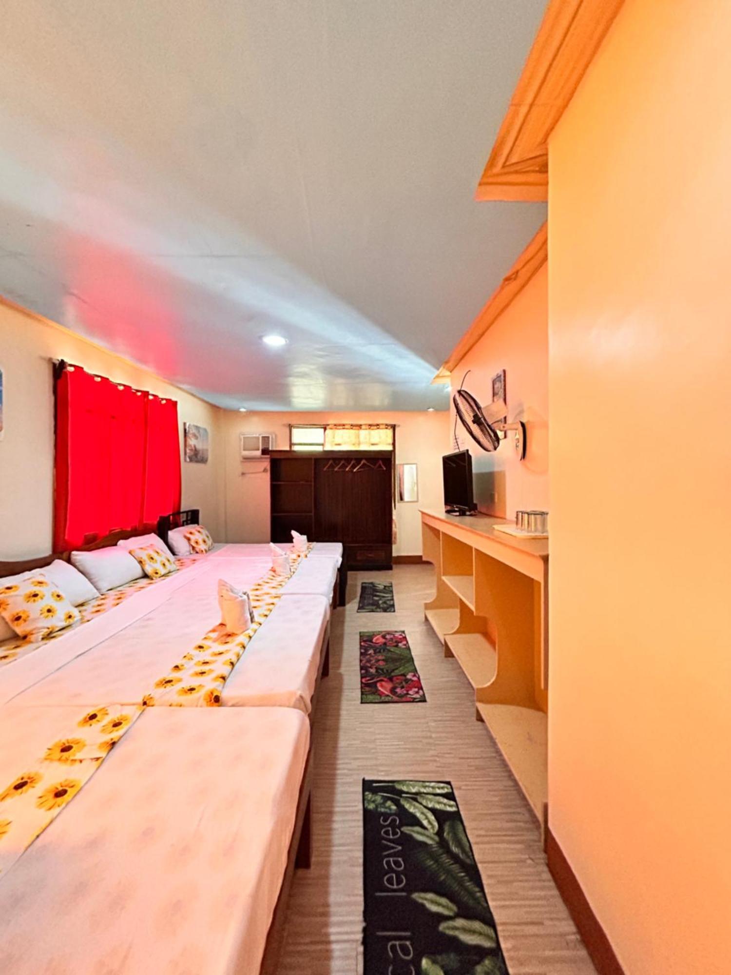 Brenmariel Tourist Inn 爱妮岛 外观 照片