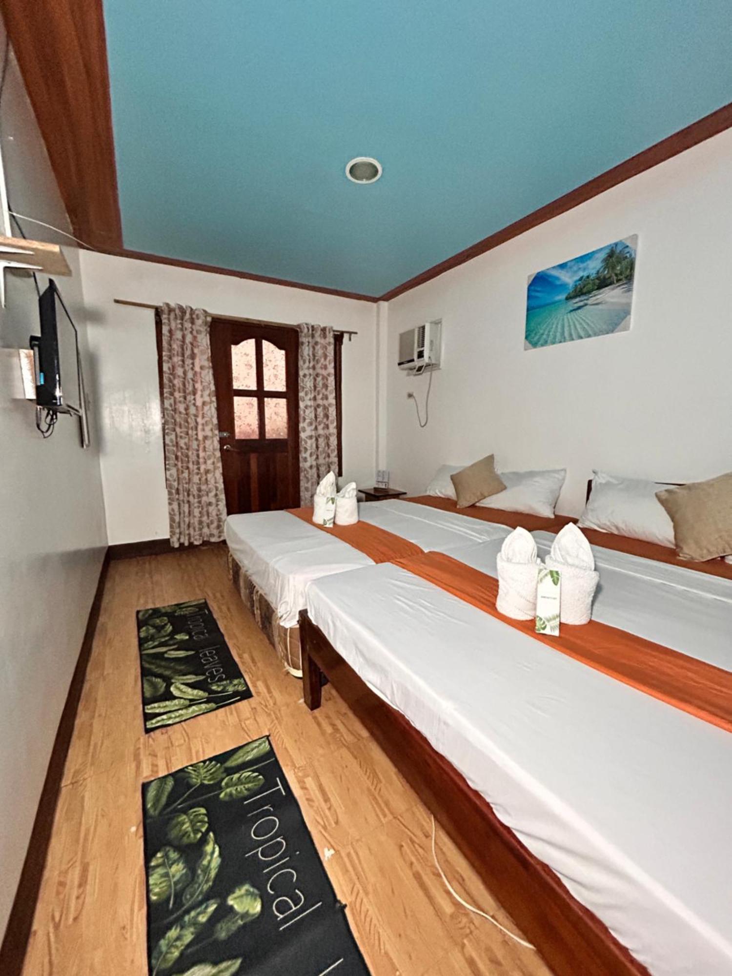 Brenmariel Tourist Inn 爱妮岛 外观 照片